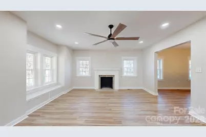 403 Liberty Street E, York, SC 29745 - Photo 4