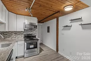 201 S Hoskins Rd, Charlotte, NC 28208 - Photo 8