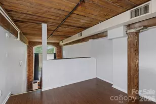 201 S Hoskins Rd, Charlotte, NC 28208 - Photo 16