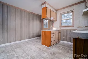 609 N Rhyne St, Gastonia, NC 28054 - Photo 8