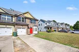 1079 Laurel Ln, Gastonia, NC 28054 - Photo 4