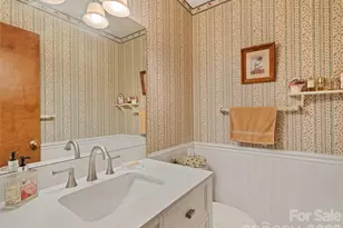 415 Treetop Ln, Waynesville, NC 28785 - Photo 24