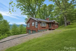 415 Treetop Ln, Waynesville, NC 28785 - Photo 2
