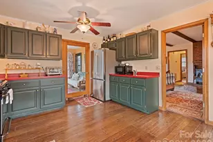 415 Treetop Ln, Waynesville, NC 28785 - Photo 14