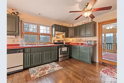 415 Treetop Lane, Waynesville, NC 28785 - Photo 18