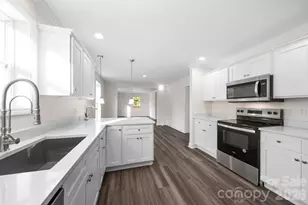 159 Hallman St, Cherryville, NC 28021 - Photo 16