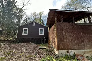 4019 Durham Ln, Charlotte, NC 28269 - Photo 6