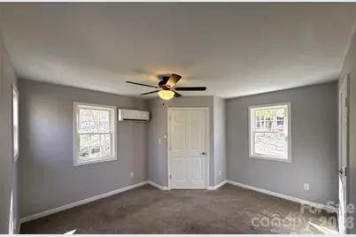 4019 Durham Lane, Charlotte, NC 28269 - Photo 32