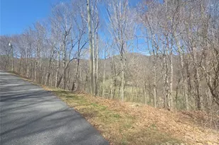 820 Chestnut Flats Ln, Waynesville, NC 28786 - Photo 1