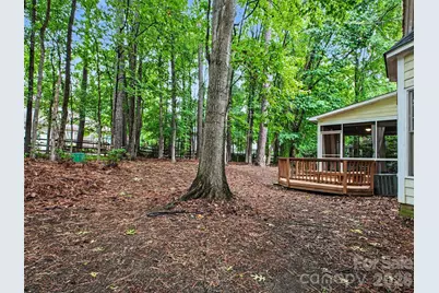 6401 Morningsong Lane, Charlotte, NC 28269 - Photo 40