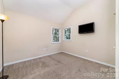 6401 Morningsong Lane, Charlotte, NC 28269 - Photo 32