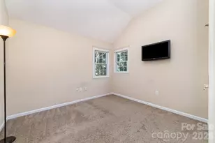 6401 Morningsong Ln, Charlotte, NC 28269 - Photo 32