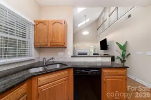 6401 Morningsong Ln, Charlotte, NC 28269 - Photo 20