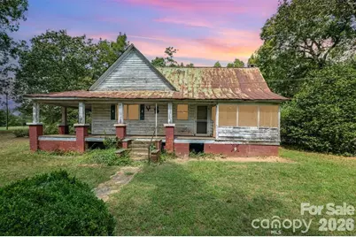 2412 Daves Drive, Shelby, NC 28150 - Photo 2