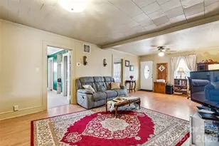 7910 Nc Hwy 90 Hwy E, Stony Point, NC 28678 - Photo 4