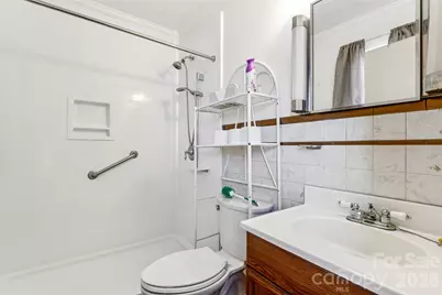 7910 Nc Hwy 90 Highway E, Stony Point, NC 28678 - Photo 20