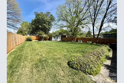 4516 Brooktree Drive, Charlotte, NC 28208 - Photo 2