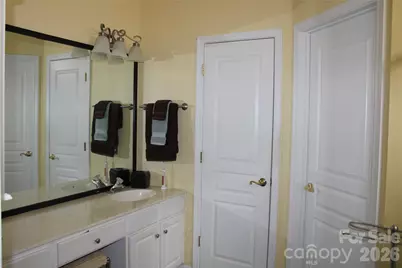 13614 Cardinals Nest Drive, Charlotte, NC 28269 - Photo 12