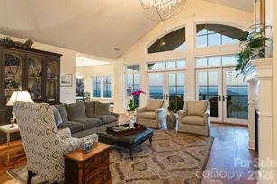 89 N Snow Ridge Dr, Hendersonville, NC 28792 - Photo 12