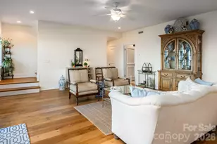 89 N Snow Ridge Dr, Hendersonville, NC 28792 - Photo 38