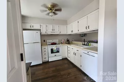 10961 Carmel Crossing Road, Charlotte, NC 28226 - Photo 12