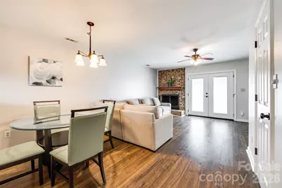 10961 Carmel Crossing Road, Charlotte, NC 28226 - Photo 2