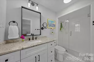 5841 Donegal Dr, Charlotte, NC 28212 - Photo 16