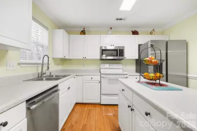 14212 Waterlyn Drive, Charlotte, NC 28278 - Photo 20