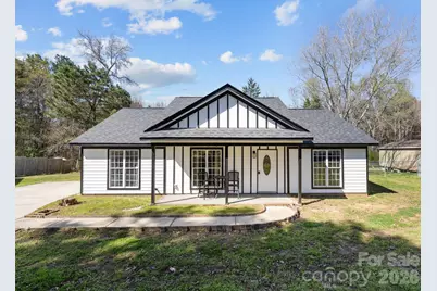 1012 Crescent Way, Wingate, NC 28174 - Photo 1