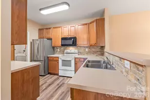 16439 Golden River Ln, Charlotte, NC 28277 - Photo 14