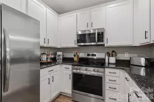 349 Rose Garden Ct, Rock Hill, SC 29732 - Photo 8