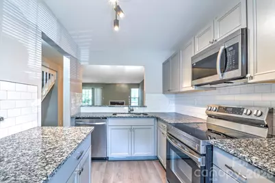 6129 Windsor Gate Lane, Charlotte, NC 28215 - Photo 1