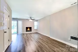 6129 Windsor Gate Ln, Charlotte, NC 28215 - Photo 4