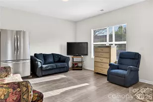 1312 7th St, Statesville, NC 28677 - Photo 6