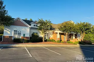 9823 Hyde Glen Ct, Charlotte, NC 28262 - Photo 26