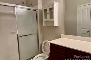 9823 Hyde Glen Ct, Charlotte, NC 28262 - Photo 14