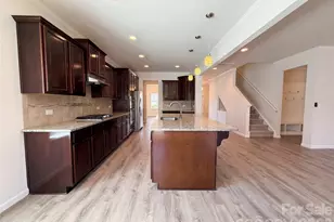 2409 Grinstead Ct, Clover, SC 29710 - Photo 4