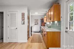 31 Elseetos Dr, Brevard, NC 28712 - Photo 10