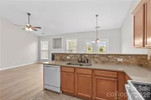 114 Charing Pl, Mooresville, NC 28117 - Photo 12