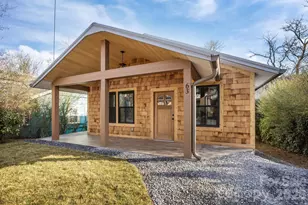 63 Elizabeth Pl, Asheville, NC 28801 - Photo 2