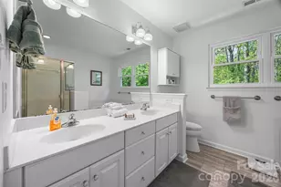 8607 Piccone Brook Ln, Charlotte, NC 28216 - Photo 26