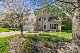 8607 Piccone Brook Ln, Charlotte, NC 28216 - Photo 2