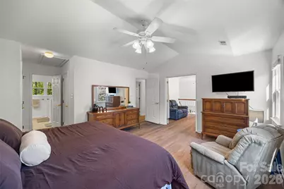 8607 Piccone Brook Lane, Charlotte, NC 28216 - Photo 26