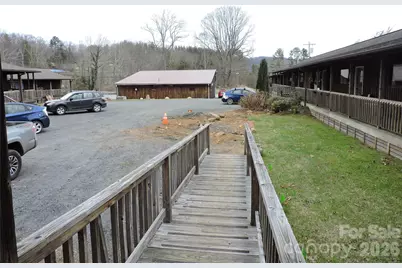 4188 State Hwy 80 S Highway S, Burnsville, NC 28714 - Photo 10