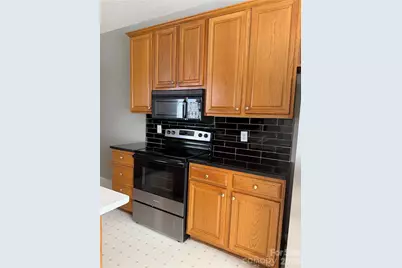 8405 Duckwood Lane, Charlotte, NC 28215 - Photo 8