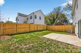 2032 Mandarin Blvd, Charlotte, NC 28205 - Photo 30