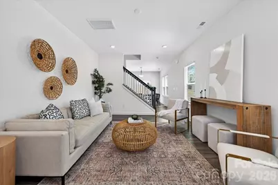 2032 Mandarin Boulevard, Charlotte, NC 28205 - Photo 6