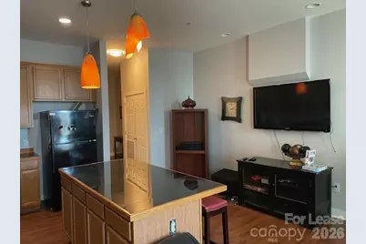 141 W Main Avenue, Gastonia, NC 28052 - Photo 8