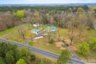 1821 Martin Rd, Wadesboro, NC 28170 - Photo 2