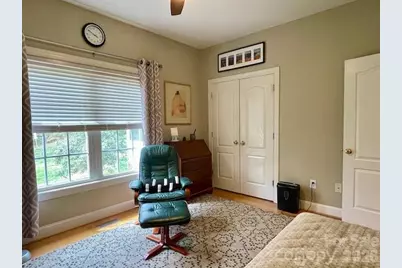 4945 Brookridge Drive NE, Hickory, NC 28601 - Photo 38